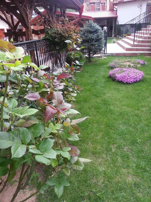 Family Hotel Yola Chepelare Ngoại thất bức ảnh