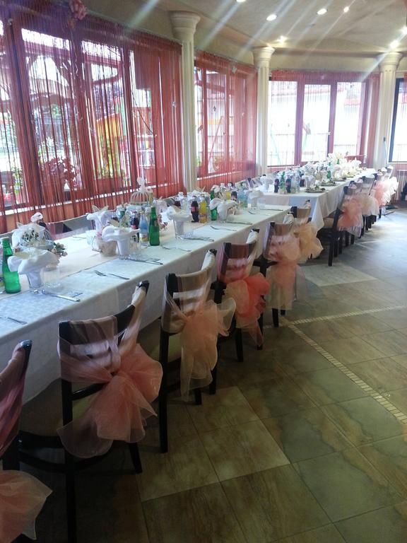 Family Hotel Yola Chepelare Ngoại thất bức ảnh